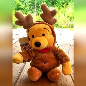 NWT DISNEY Vintage " Winnie the Pooh Easter Bunny 1999" Bean Bag Plush